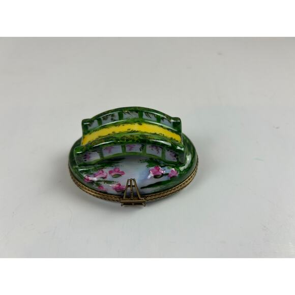 Limoges France Hand Painted Bridge Trinket Box Peint Main - Picture 1 of 13